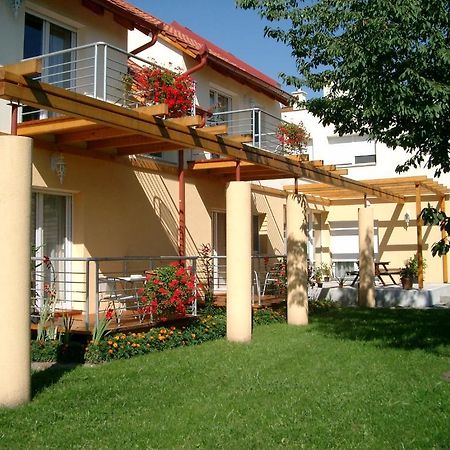 Luca Apartments زلاكاروس المظهر الخارجي الصورة