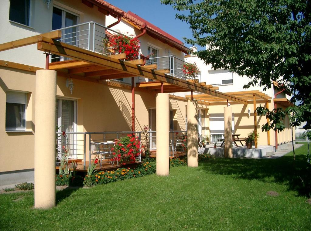 Luca Apartments زلاكاروس المظهر الخارجي الصورة